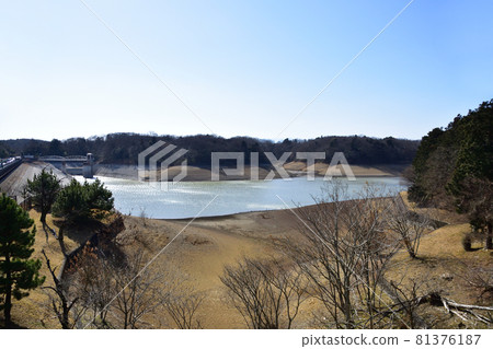 Yamaguchi Reservoir and Murayama Reservoir and surrounding scenery 81376187