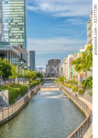 Tokyo cityscape, fishing spot on the Kitajukken River Tokyo cityscape, fishing spot on the Kitajukken River 81377190