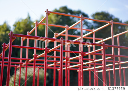 Red jungle gym 81377659