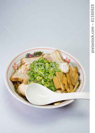 Chinese soy sauce pork bone Tokushima ramen Chinese soy sauce pork bone Tokushima ramen 81380928