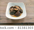 燜包括香菇 81381303