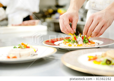 Cooking Cooking 81382282