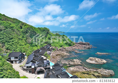【從能登奧能登珠洲岬的風景】石川縣珠洲市三崎町治家 81383812