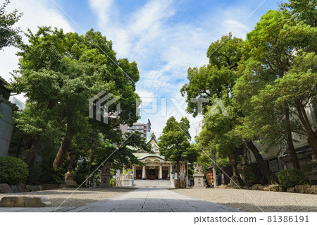 Osaka, Namba Yasaka Shrine, Main Hall 81386191