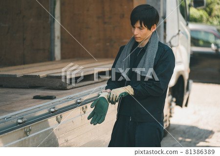 truck driver 81386389