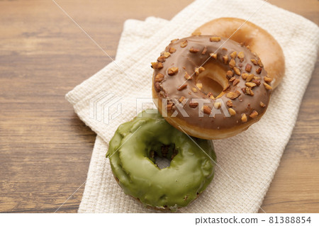 donut donut 81388854