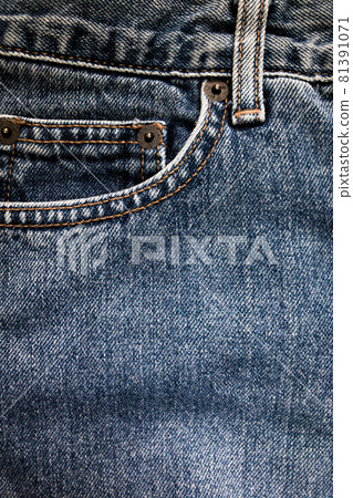 Jeans pockets and stitching Contrast denim fabric 81391071