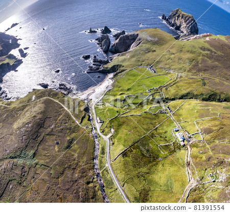 Abandoned village at An Port between Ardara and Glencolumbkille in County Donegal - Ireland. Abandoned village at An Port between Ardara and Glencolumbkille in County Donegal - Ireland. 81391554