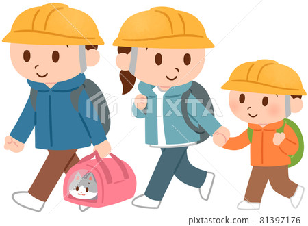 Family evacuating with a cat 81397176