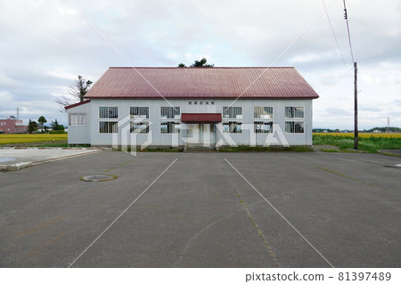 岩見澤市御茶水小學校(體育館舊址、封閉式學校) 岩見澤市御茶水小學校(體育館舊址、封閉式學校) 81397489