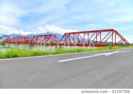 View toward Ueda Station and Mt. Eboshi (Ueda City, Nagano Prefecture) [2021.8] 81397768