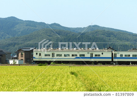 北陸本線五十鈴福岡JR西419系D01編隊①空羽418-1(敦賀)山側 81397809
