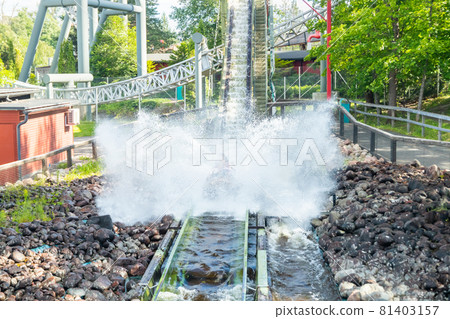 Fun water ride Log river in amusement park at summer Fun water ride Log river in amusement park at summer 81403157