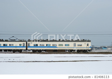 Hokuriku Main Line Mikawa-Kaga-Kasama JR West 419 series D12 formation ③ Kumoha 419-12 (Tsuruga) Mountain side Hokuriku Main Line Mikawa-Kaga-Kasama JR West 419 series D12 formation ③ Kumoha 419-12 (Tsuruga) Mountain side 81406113