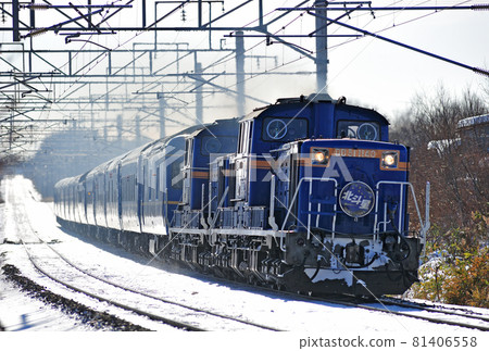 千歲線 島松北廣島 JR 北海道 DD51-1140(函館)+ 24系北斗星 千歲線 島松北廣島 JR 北海道 DD51-1140(函館)+ 24系北斗星 81406558