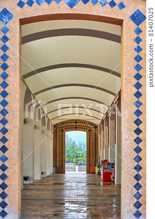 Muslim architecture. Eagle Square on the island of Langkawi 81407025