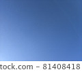 沒有云的深藍天空 81408418