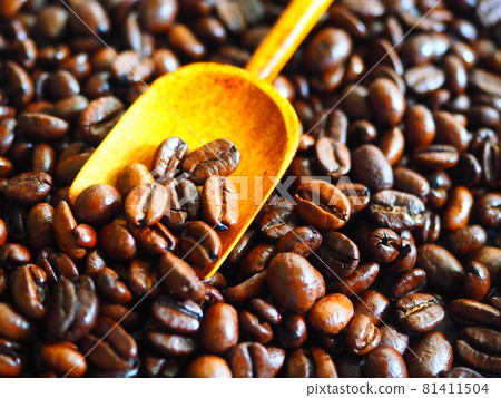 Roasted coffee beans Roasted coffee beans 81411504