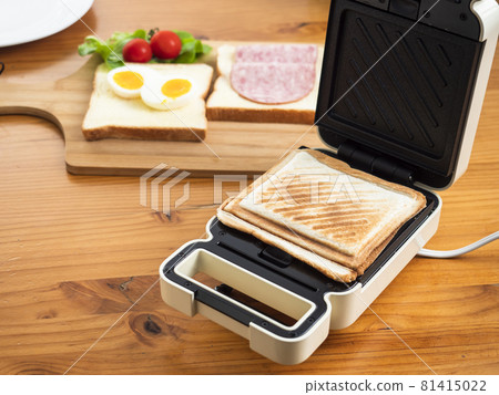 Bake hot sand with hot sand maker 81415022