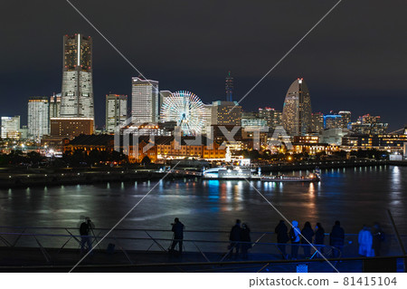 橫濱 / 2020 Minatomirai 21 辦公樓整棟亮燈(TOWERS Milight) 橫濱 / 2020 Minatomirai 21 辦公樓整棟亮燈(TOWERS Milight) 81415104