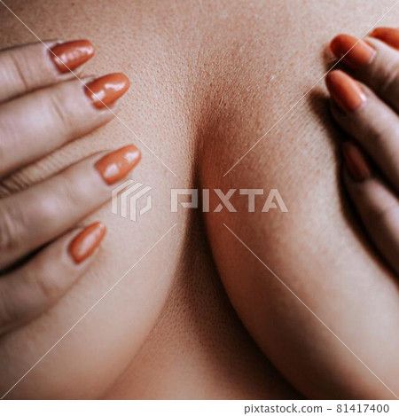 Sexy woman's upper body Sexy woman's upper body 81417400