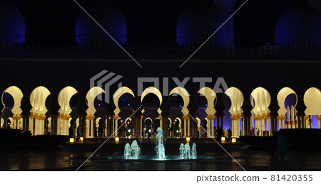 Sheikh Zayed Mosque, Abu Dhabi, UAE. Beautiful night view. Sheikh Zayed Mosque, Abu Dhabi, UAE. Beautiful night view. 81420355