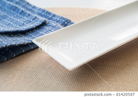 簡單的白盤 簡單的白盤 81420587