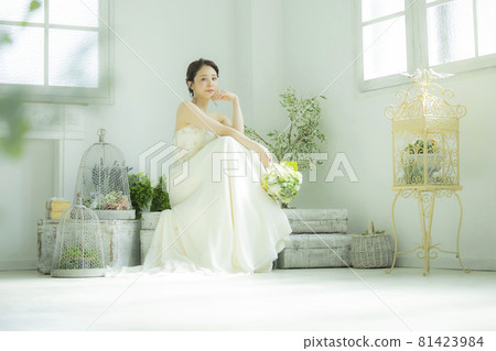 Bridal image Bridal image 81423984