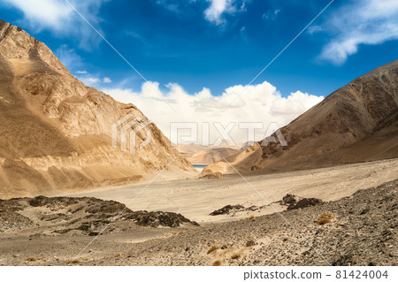 Ladakh, India First View of Pangong Lake, Ladakh, India Ladakh, India First View of Pangong Lake, Ladakh, India 81424004