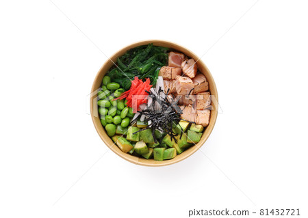 poke bowl with salmon islated on white background. top view fast food healthy eating poke bowl with salmon islated on white background. top view fast food healthy eating 81432721