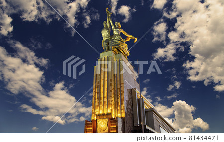Famous soviet monument Rabochiy i Kolkhoznitsa ( Worker and Kolkhoz Woman or Worker and Collective Farmer) of sculptor Vera Mukhina, Moscow, Russia. Made of in 1937 81434471