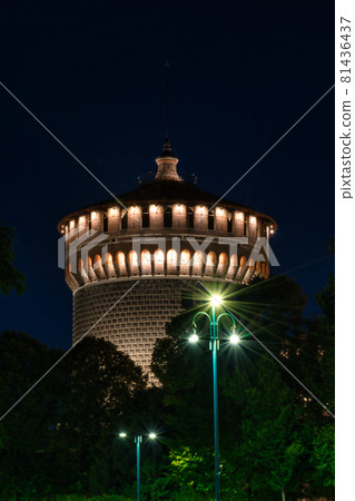 Sforza Castle, Castello Sforzesco at night. 81436437