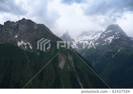 Mountain landscape with dramatic sky 81437584