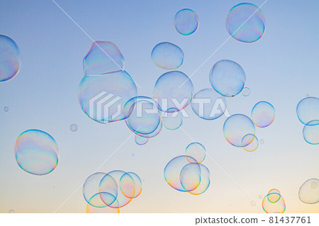Soap bubbles (summer) 2021 81437761