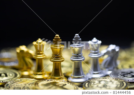 Gold and Silver King Chess on the Crypto currency is convenient payment in economy market, the modern way of exchange in the coming future for finance investment trade concept on the chess board 81444456