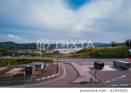 View from the observation deck of Lake Takataki PA on the Ken-O Expressway 81444881