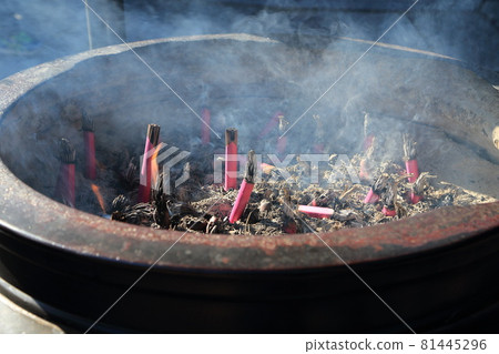 柴又大釋天（Taishakuten Theme Kyoji Temple）香爐 81445296