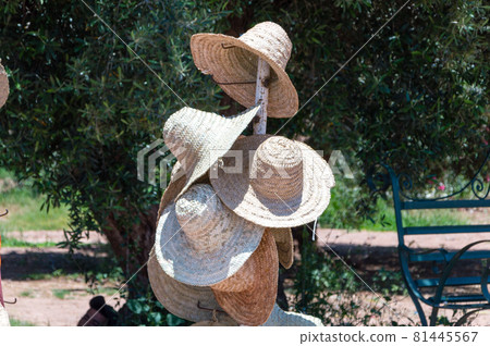 Summer sun hats with big brim. 81445567