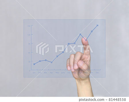 接觸圖表的男性右手 接觸圖表的男性右手 81448538