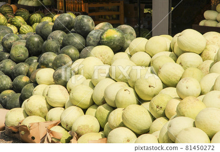 Ripe watermelons in the bazaar 81450272