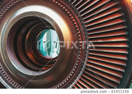 Internal design of a gas turbine plant for generating energy. 81451330