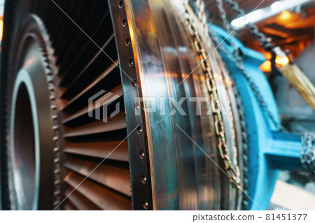 Disassembled gas turbine to generate electricity for structural elements 81451377