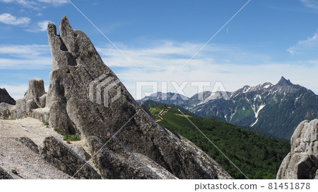 Queen of the Northern Alps, Mt. Tsubakuro Dolphin Rock 81451878