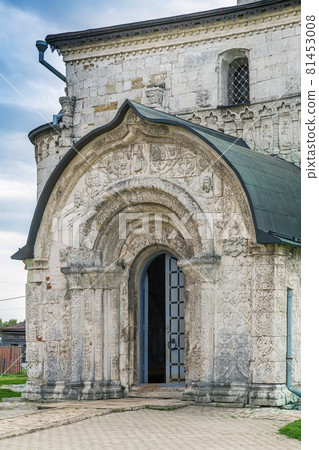 Saint George Cathedral, Yuryev-Polsky, Russia 81453008