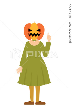 萬聖節服裝，一個幽靈般的南瓜女孩指著的姿勢 81453777