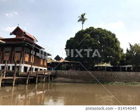 Trip to Inle Lake in Myanmar 81454045