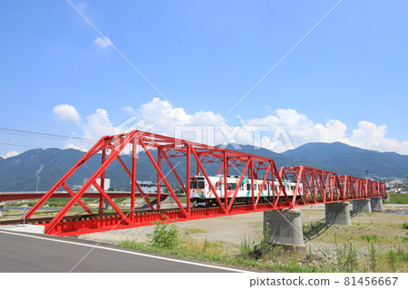 Ueda Dentetsu Bessho Line crossing the Chikuma River Bridge Ueda Dentetsu Bessho Line crossing the Chikuma River Bridge 81456667