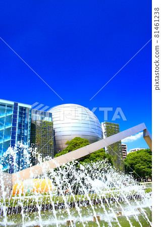 名古屋市科學館的風景和噴泉 名古屋市科學館的風景和噴泉 81461238