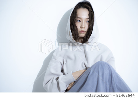 連帽衫女人 連帽衫女人 81462644