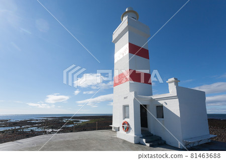 The old lighthouse in Gardur at Reykjanes Peninsula Iceland The old lighthouse in Gardur at Reykjanes Peninsula Iceland 81463688